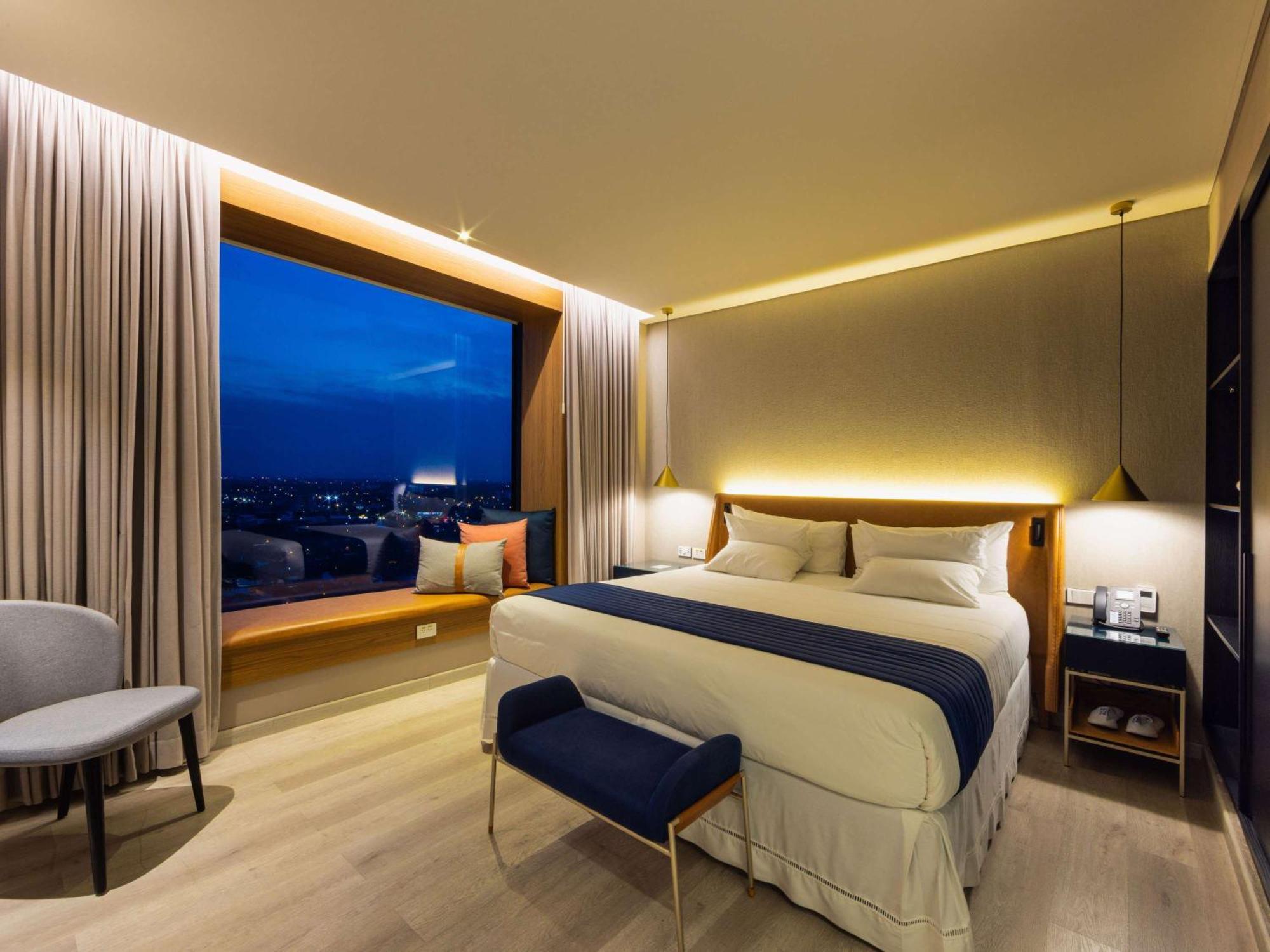 Novotel Santa Cruz De La Sierra Eksteriør billede